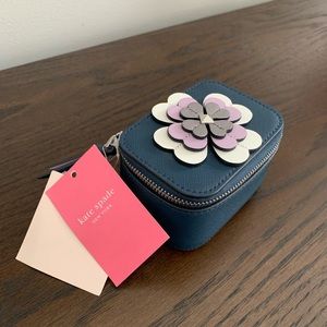 Kate Spade Reiley flower jewelry holder, NWT!